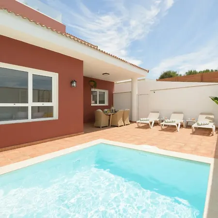 Chale Con Piscina Junto A La Playa Willa